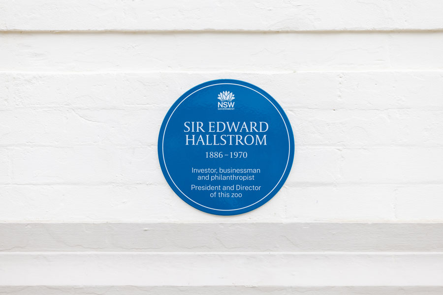 Image 1 of 5 - A photograph of Sir Edward Hallstrom’s Blue Plaque on Taronga Zoo wall