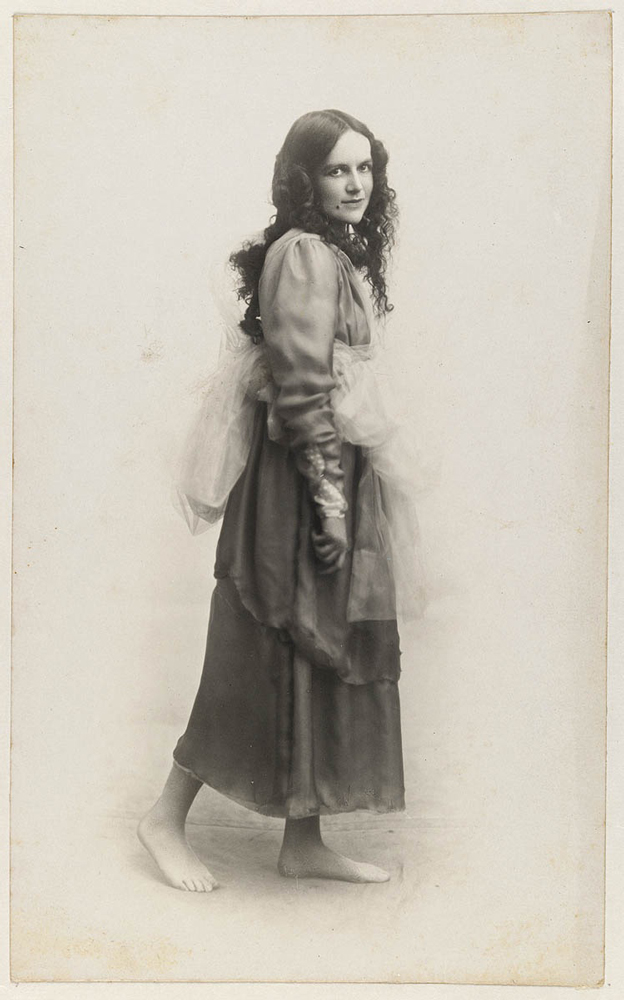 Image 2 of 5 - Portrait of Dorothea Mackellar wearing a dress, facing the right with her head glancing towards the camera.